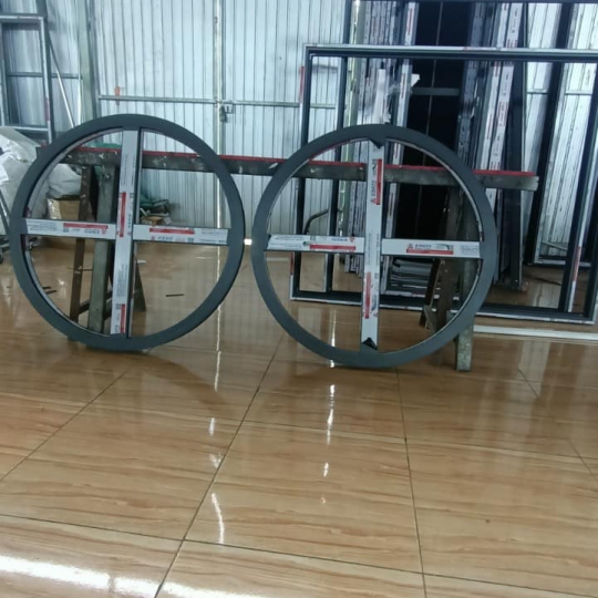 GIA CÔNG SẢN XUẤT CỬA NHÔM UỐN VÒM